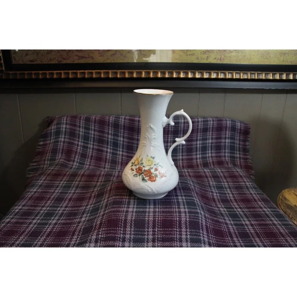 Royal Porzellan Bavaria KPM Hand-painted Handled Vase
